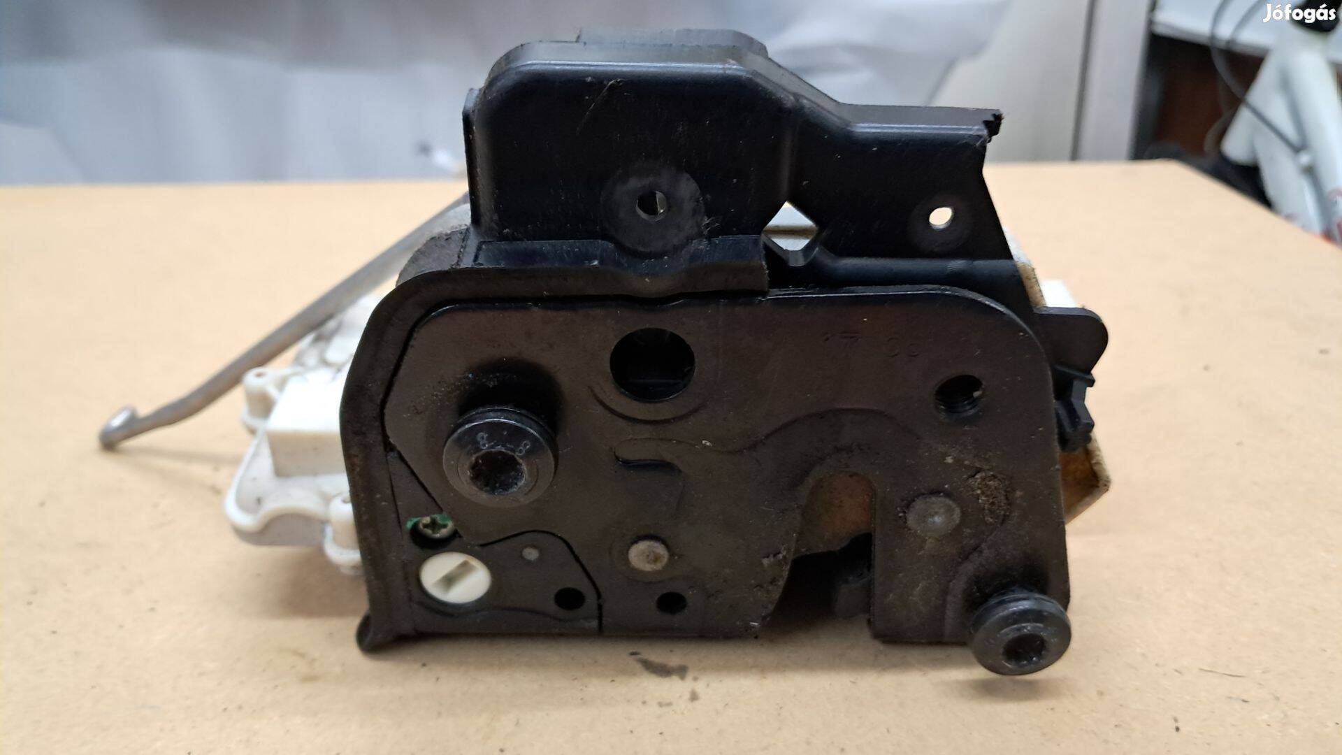 Audi A3 8P jobb ajtó zárszerkezet