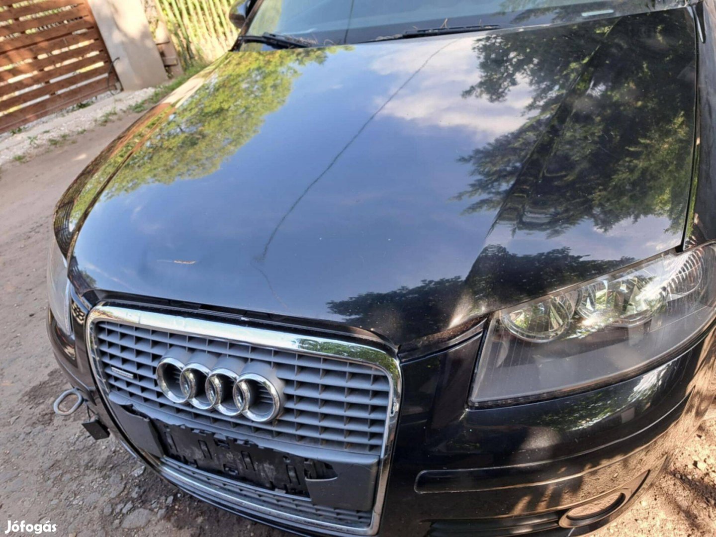 Audi A3 8P levélrács