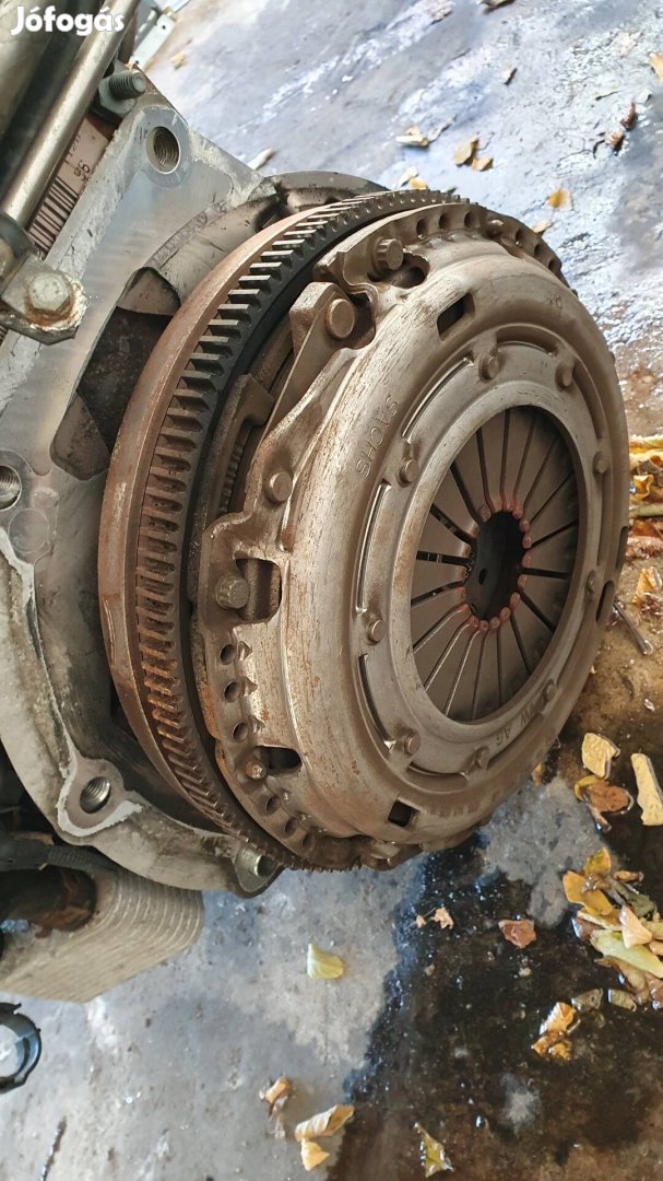 Audi A3 8p 2.0pdtdi kettőstömegű lendkerék eladó 