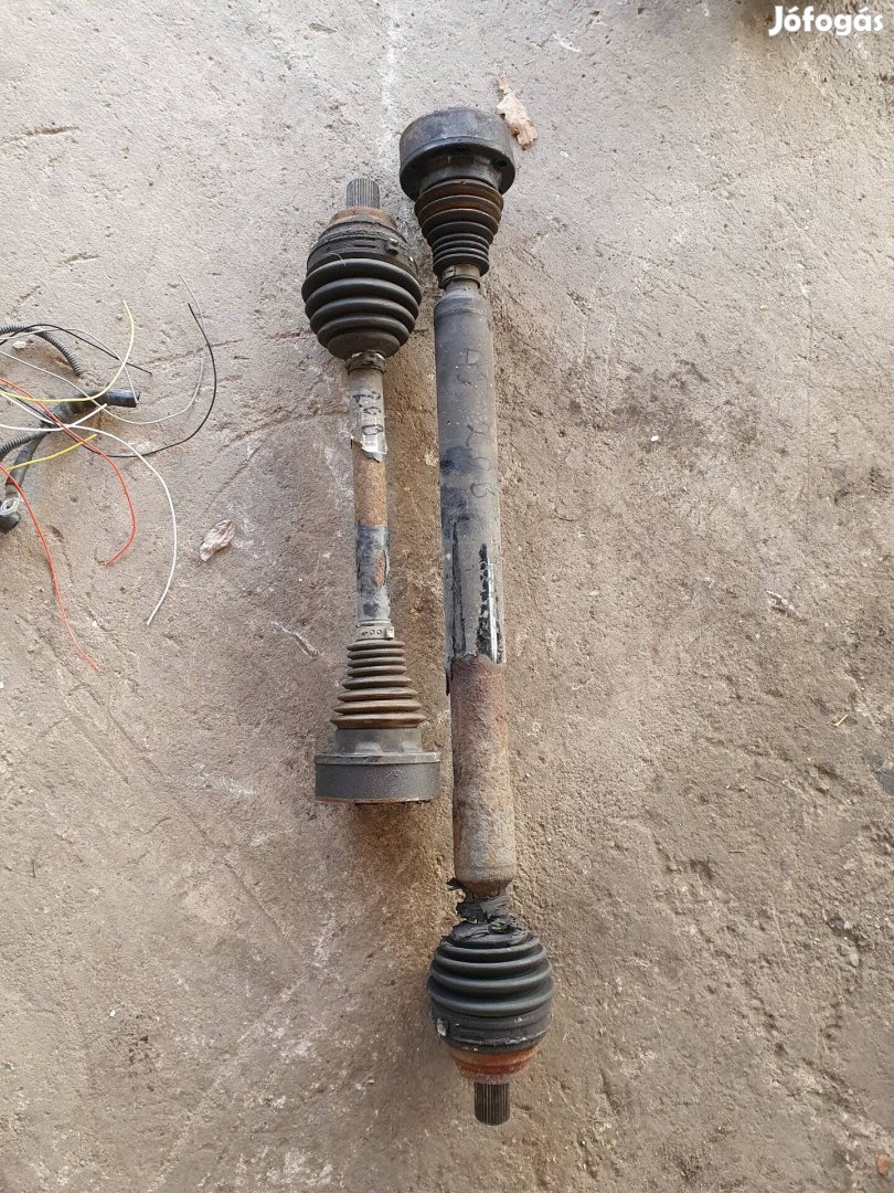Audi A3 8p féltengely eladó Jobb és bal oldali 