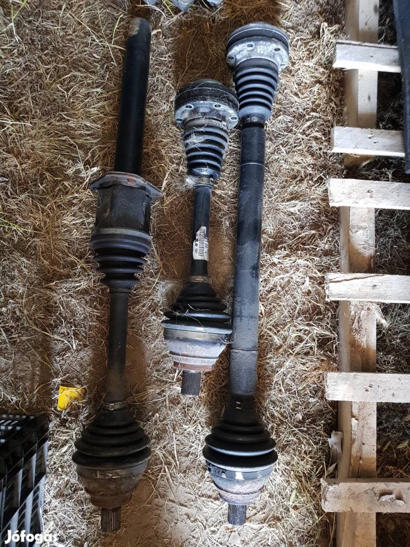 Audi A3 8p féltengely eladó Jobb és bal oldali 