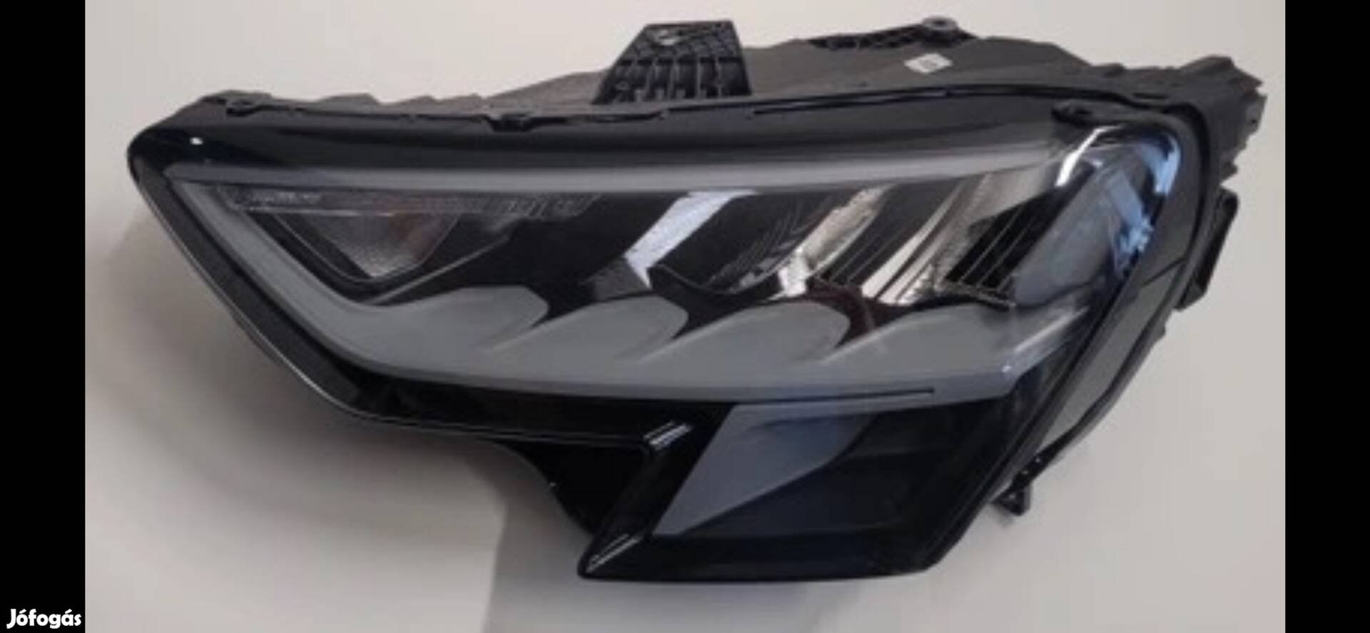 Audi A3 8y full led fényszóró 8y0 941 011