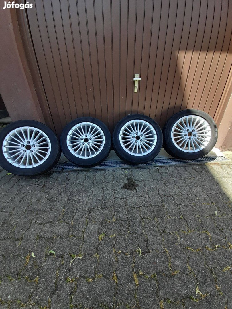 Audi A3/A4 17 Zoll gyári Alufelni szett téli gumival