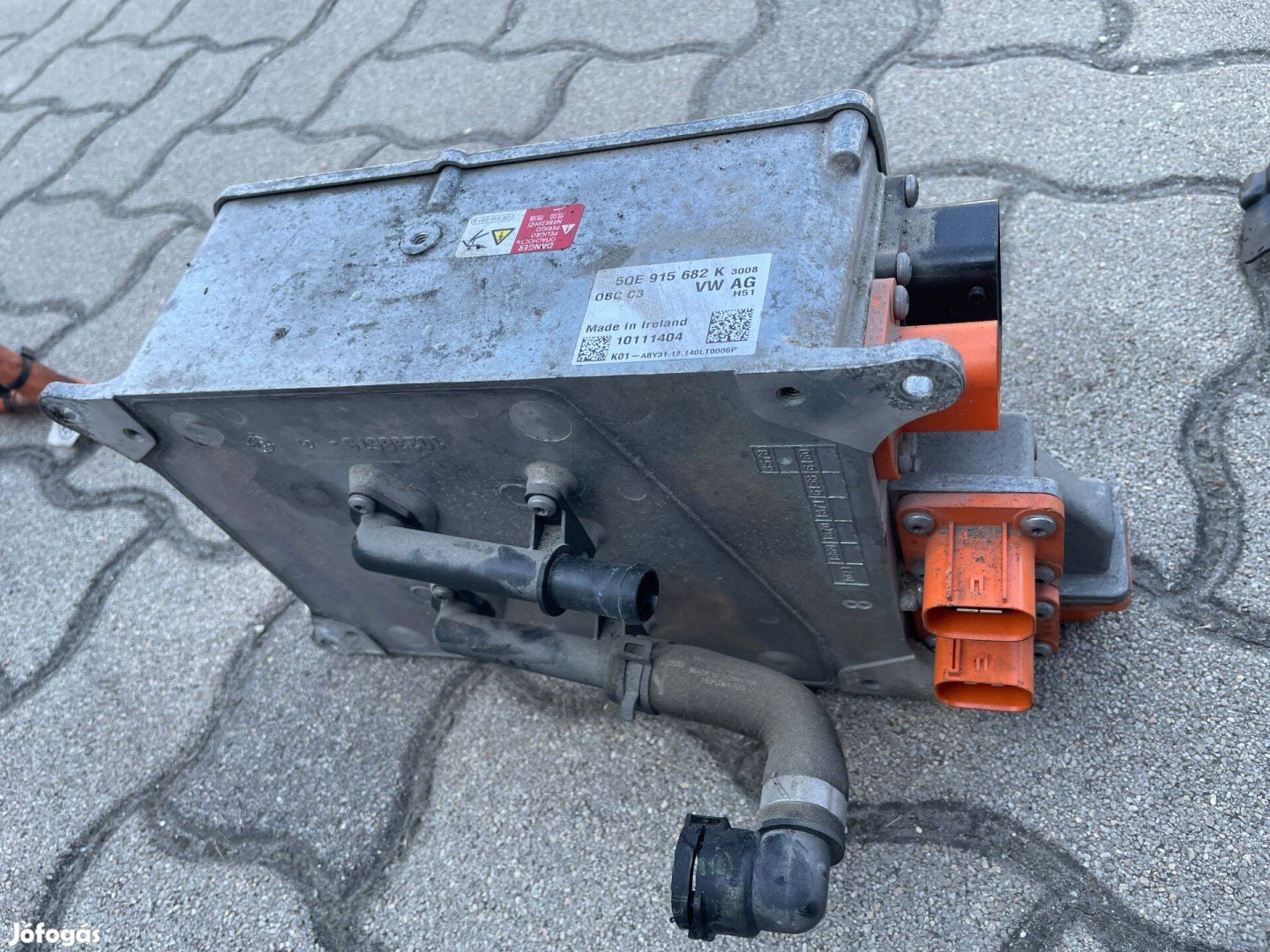 Audi A3 Etron 5QE915682K VW Golf Passat GTE Nagyfeszültésgű akku töltő