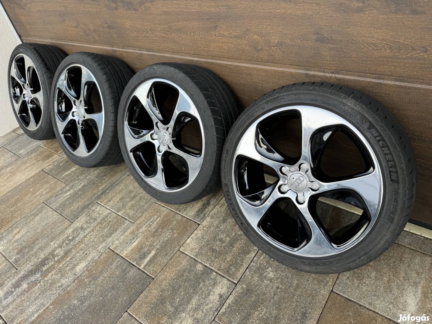 Audi A3 S3 RS3 gyári 8V alufelni eladó 5x112