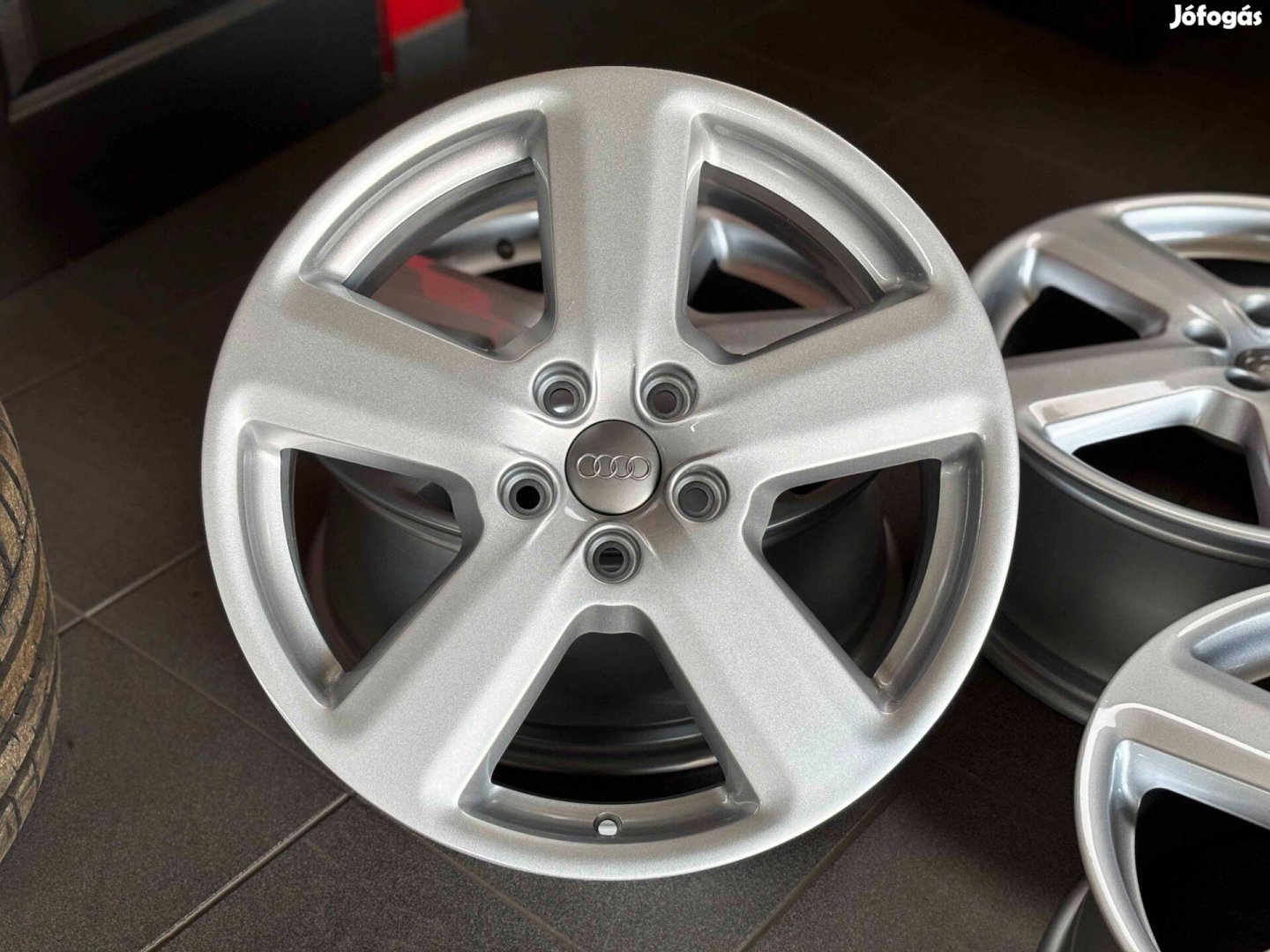 Audi A3 S-line 18" 5x112 gyári alufelni eladó 18 coll