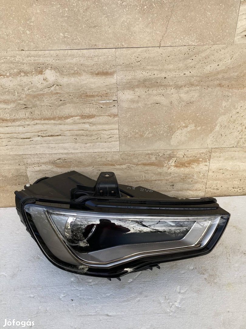 Audi A3 (8V) Led fényszóró (8V0941006C)