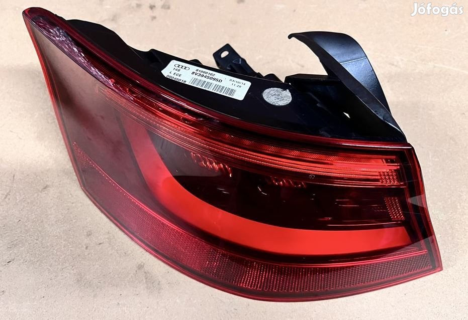 Audi A3 (8V) bal hátsó led lámpa 8v3945095d