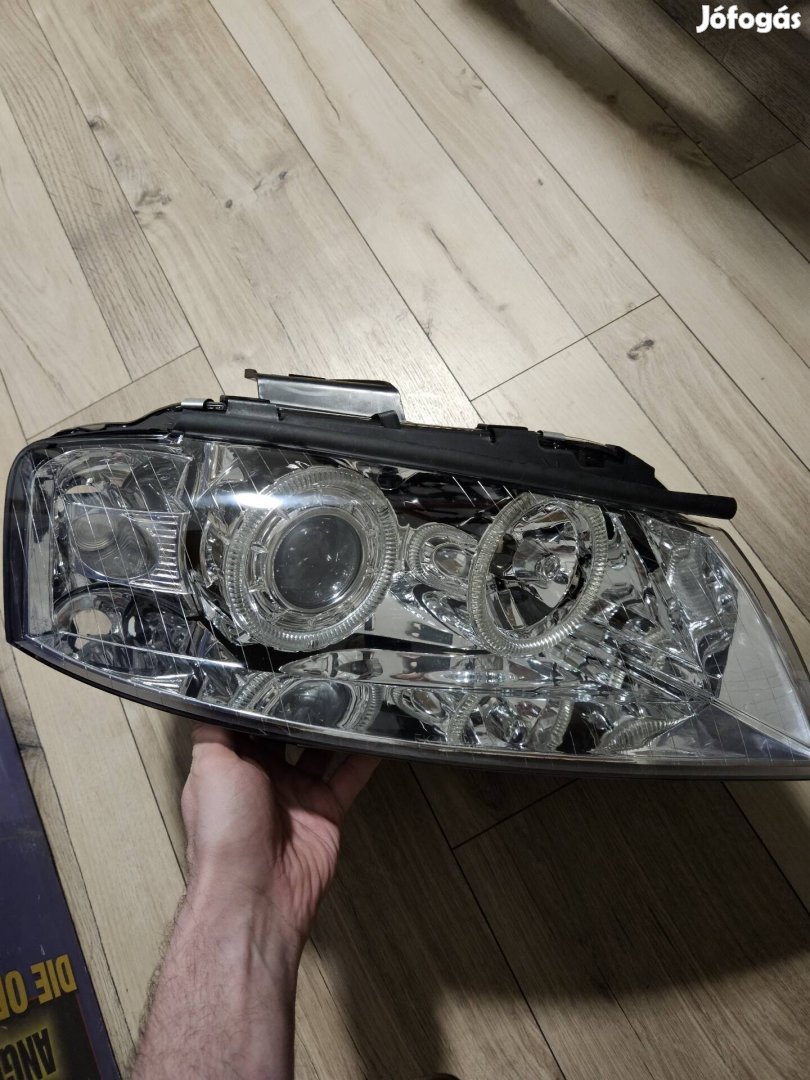 Audi A3 angel eyes fényszóró pár 
