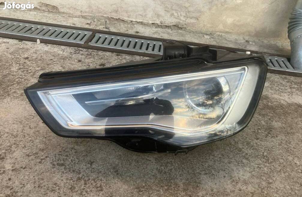 Audi A3 fényszóró. Xenon