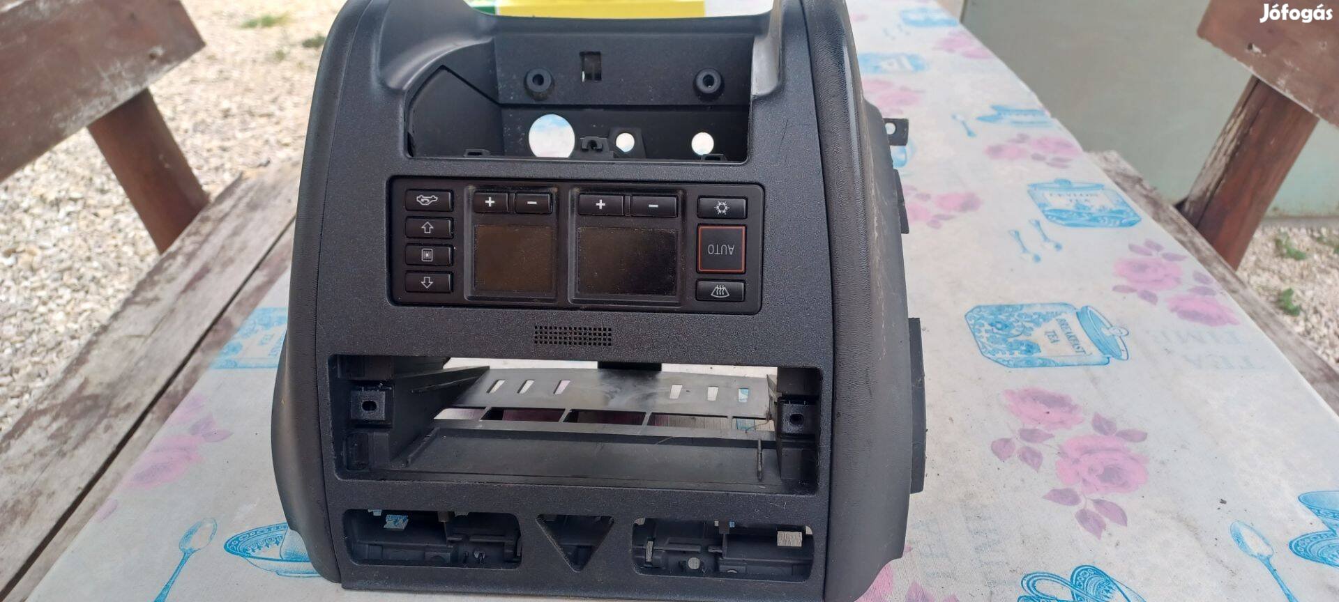 Audi A3 fűtéskapcsoló panel digit klímás