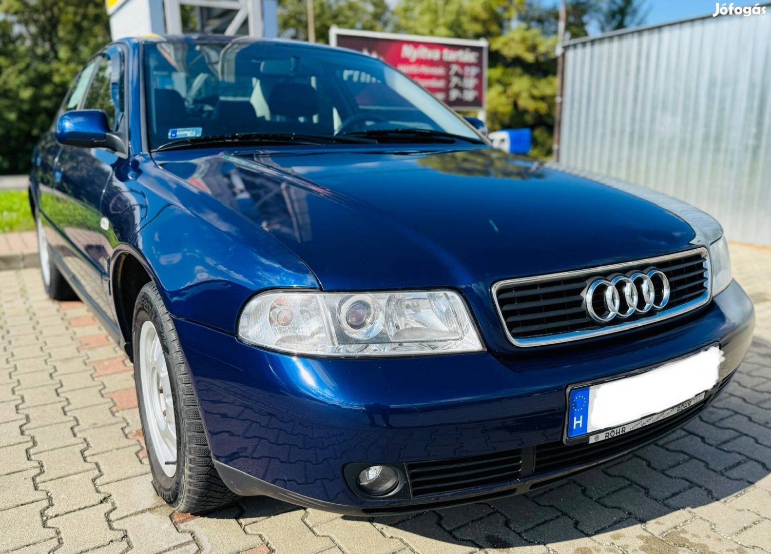 Audi A4 1.6 benzin