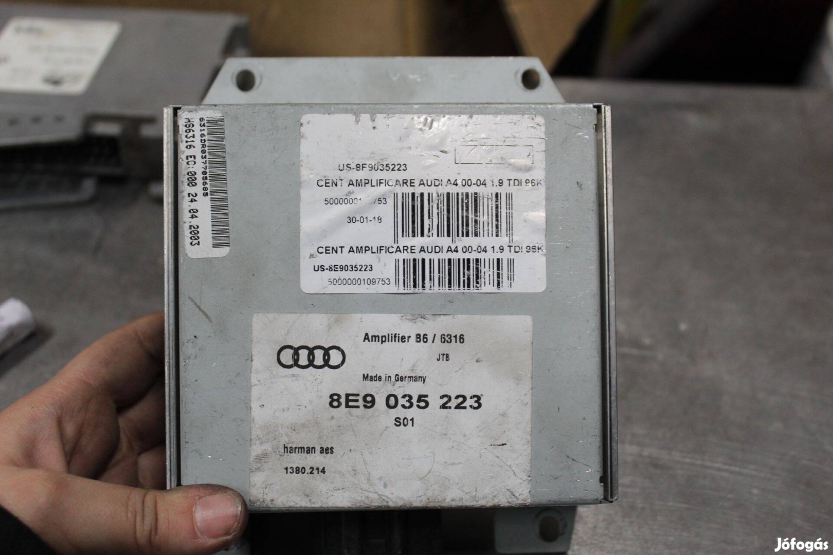 Audi A4 2000-2004 1.9TDI erősítő 8E9035223