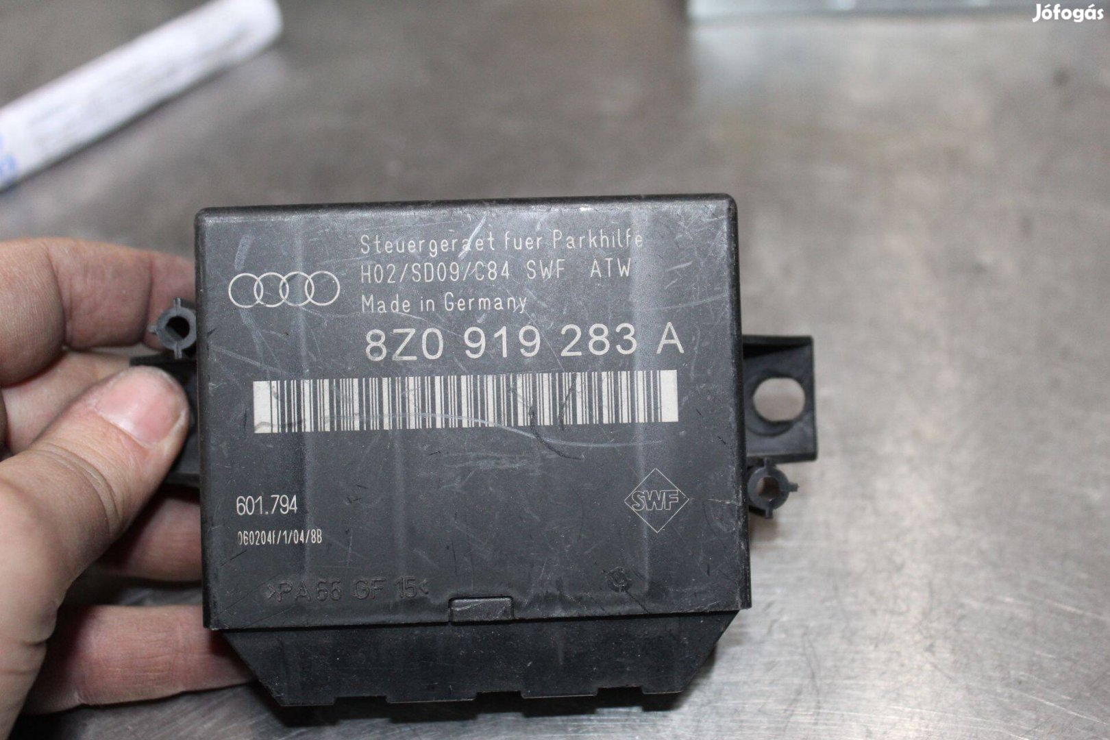 Audi A4 2000-2005 tolatóradar vezérlő 8Z0919283A