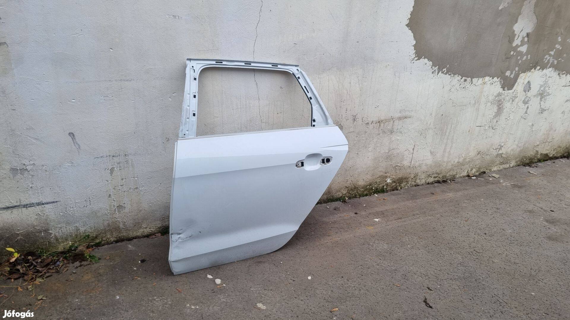 Audi A4 8W 2019- Kombi Bal hátsó Ajtó