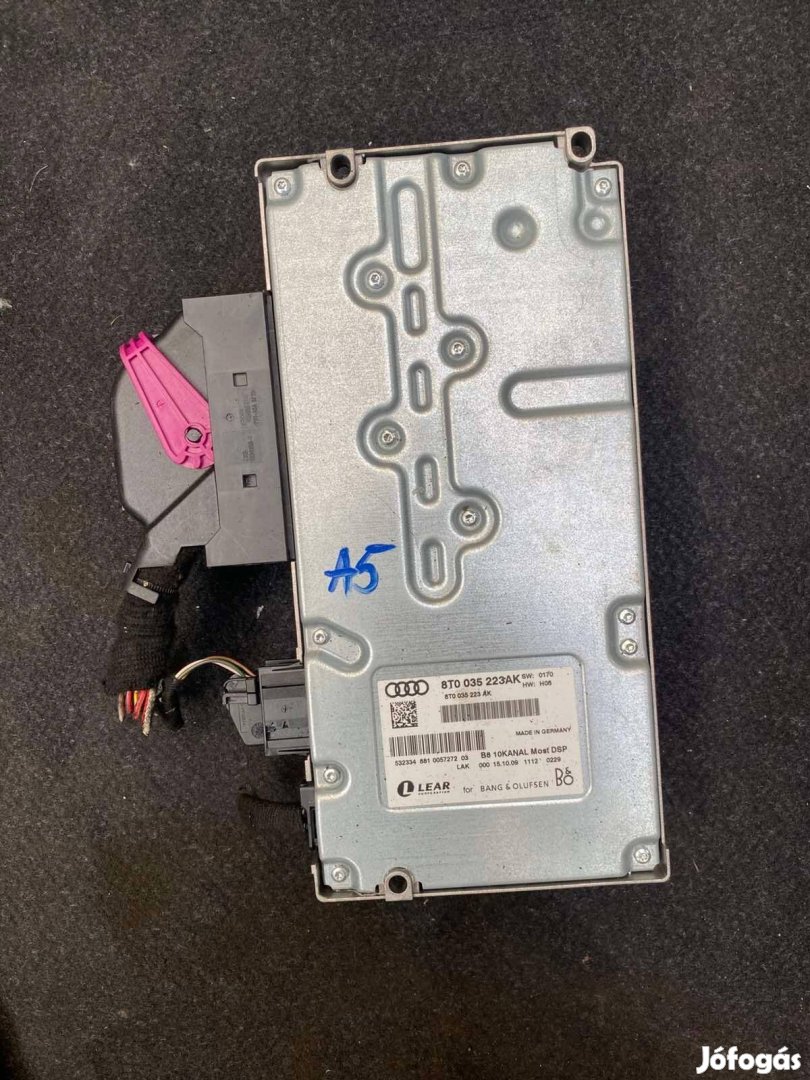 Audi A4 A5 Q5 erősítő Bang&Olufsen 8T0 035 223 AK