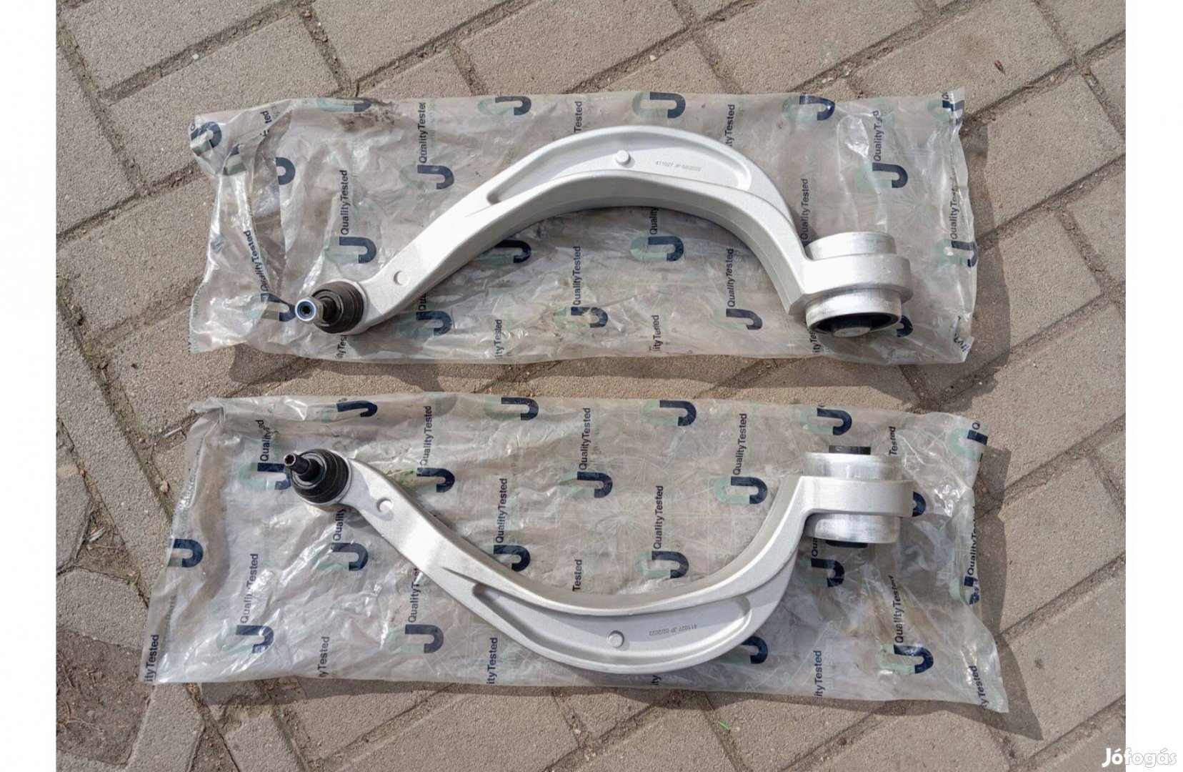 Audi A4,A5 első, alsó lengőkarok 8K0 407 693 F-A4/4