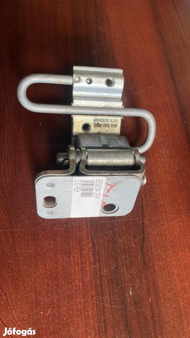 Audi A4A6 jobb hátsó ajtó zsanér 8E0833412E eladó