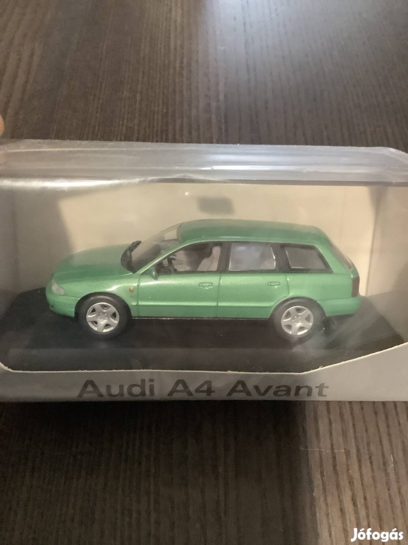 Audi A4 Avant 1:43 Minichamps original  Paul'S Model ART