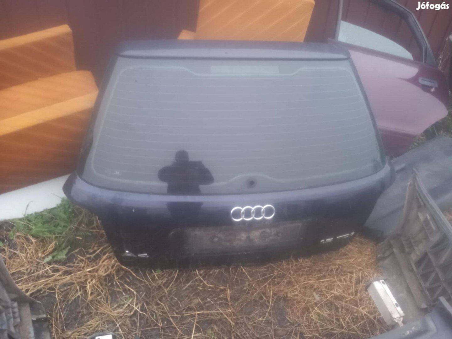 Audi A4 B5 Csomagtérajtó (Postázom is)