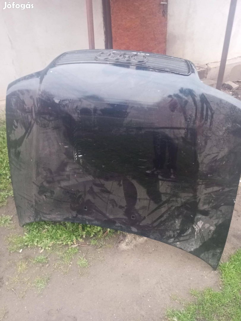 Audi A4 B5 Motorháztető (Postázom is)