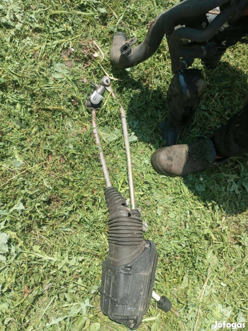 Audi A4 B5 Váltó Kulissza (Postázom is)