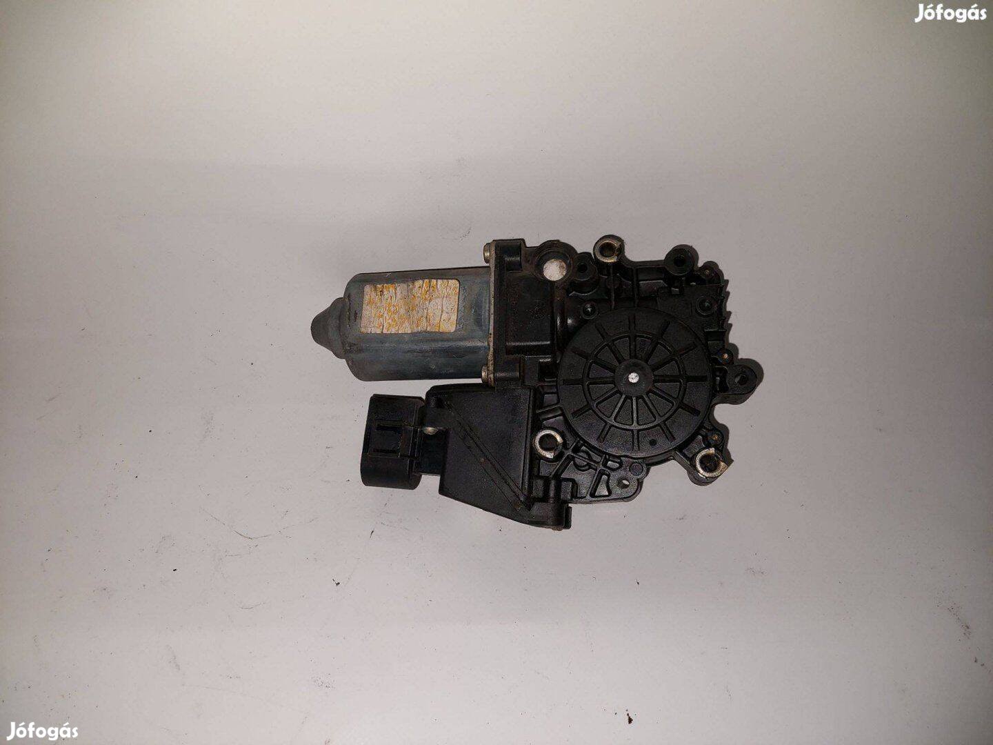 Audi A4 B5 bal első ablakemelő motor ablakemelőmotor