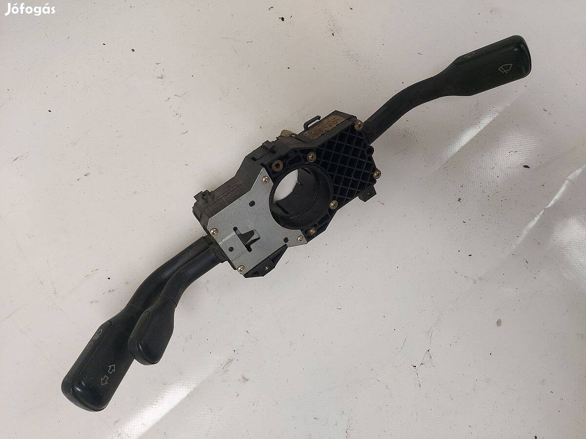 Audi A4 B5 kormánykapcsoló bajuszkapcsoló fényszoró kapcsoló