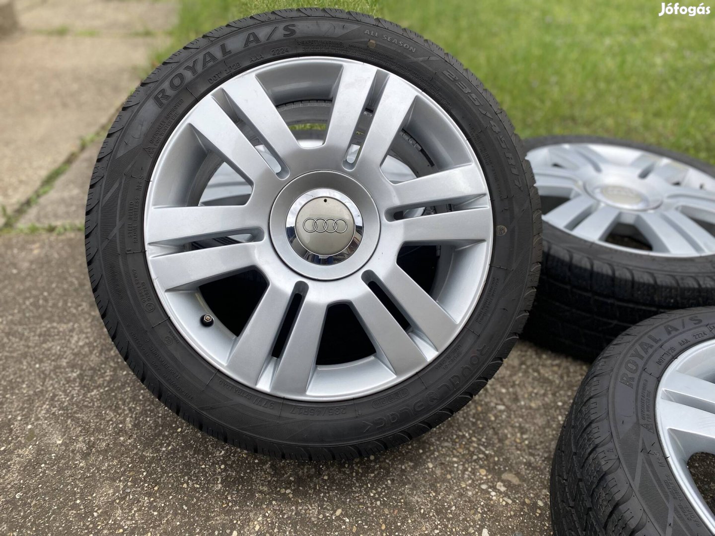 Audi A4 B6-B7 gyári 17"-os alufelni új gumikkal! 235/45R17