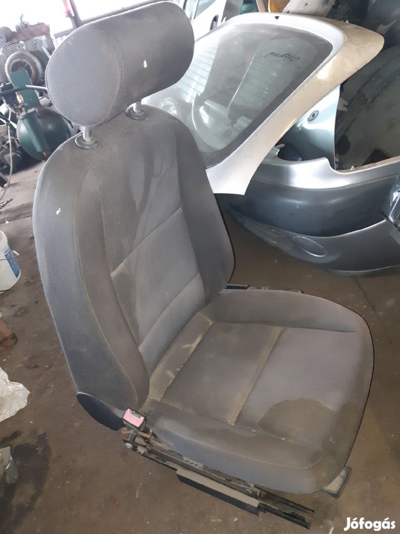 Audi A4 B6 Bal Első Ülés