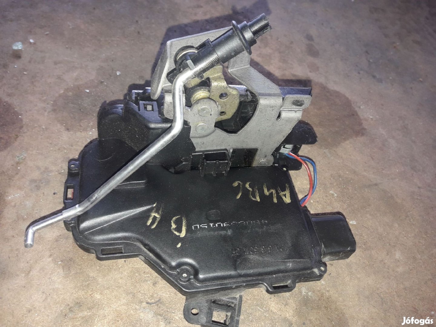 Audi A4 B6 Bal Hátsó Ajtó Zárszerkezet Központizár Motor
