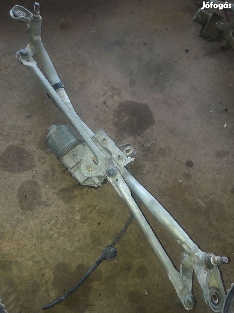 Audi A4 B6 Első Ablaktörlő Motor +Első Ablaktörlő Mechanika