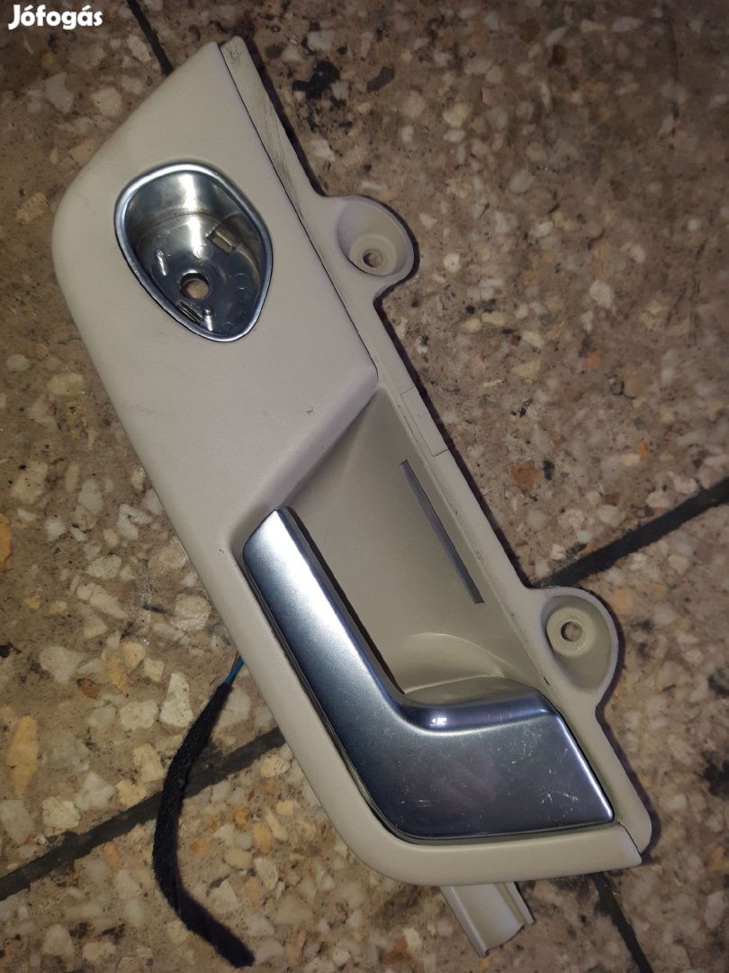 Audi A4 B6 Jobb Első Belső Ajtókilincs