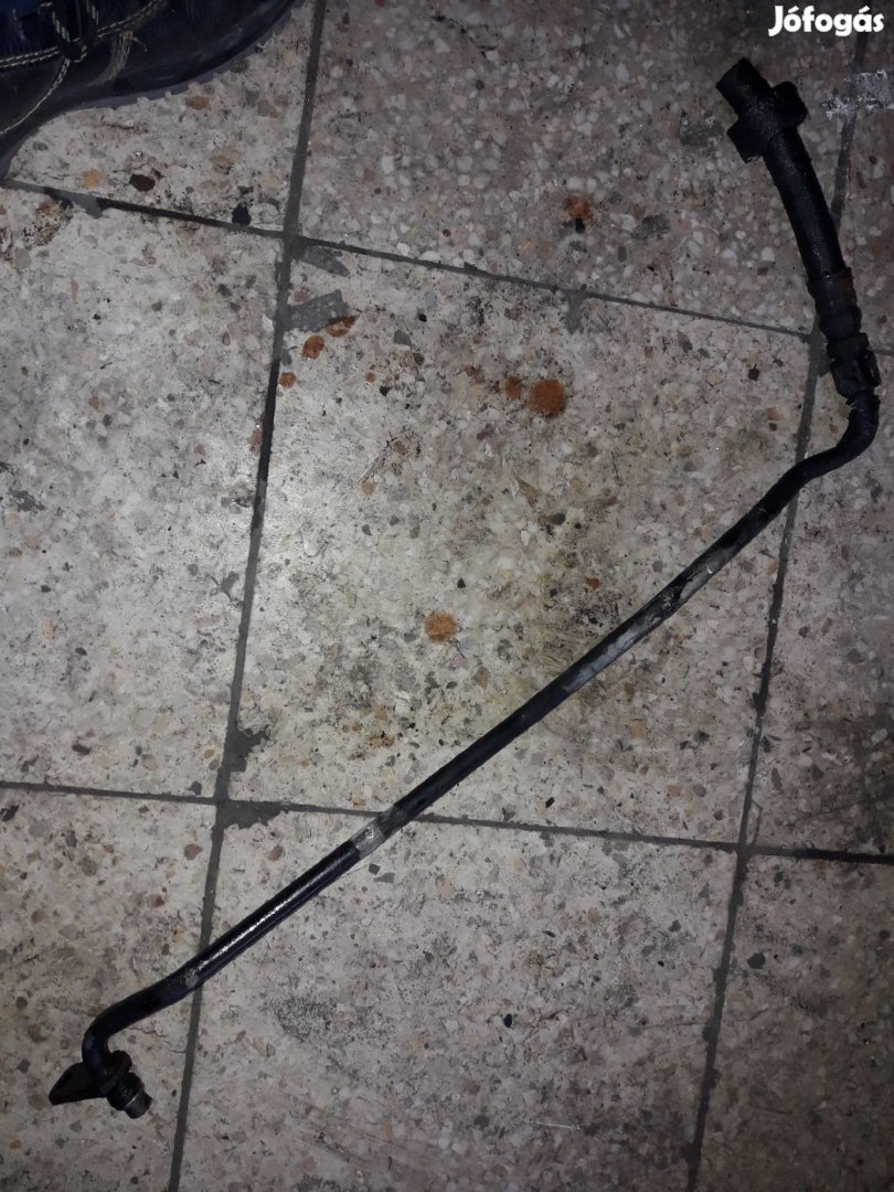 Audi A4 B6 Szervócső