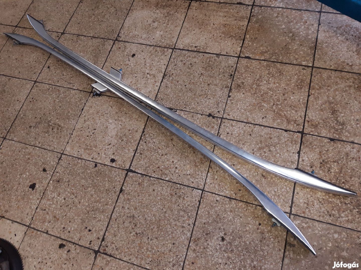 Audi A4 B6 Tetősín