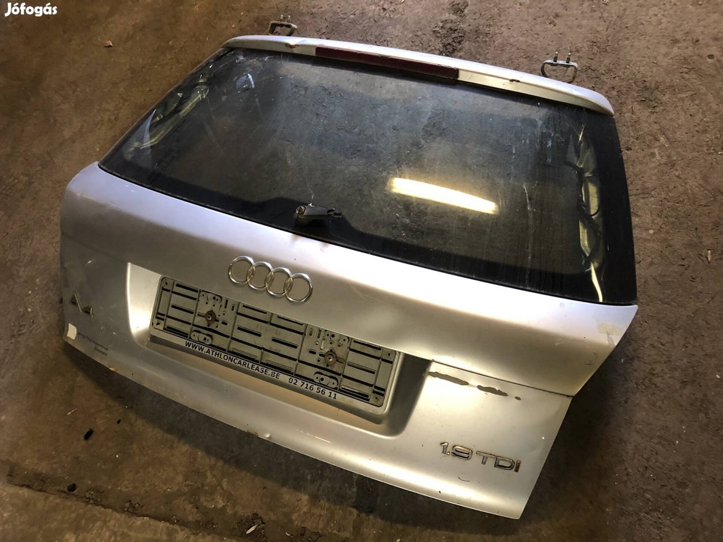 Audi A4 B6 csomagtér ajtó 