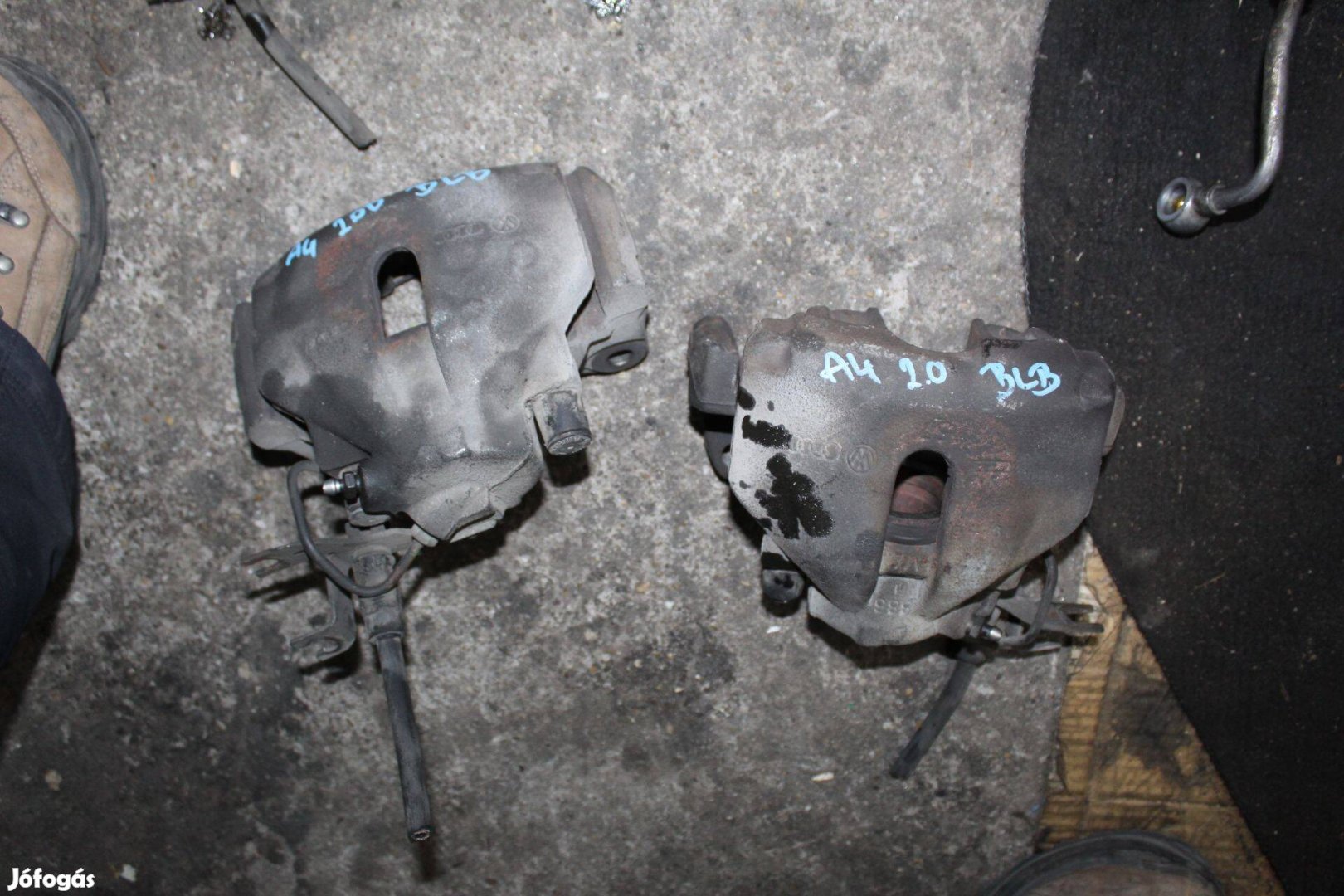 Audi A4 B7 2004-2009 2.0D első féknyereg munkahengerrel