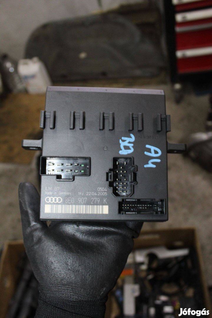 Audi A4 B7 2.0D komfort modul 8E0907279K