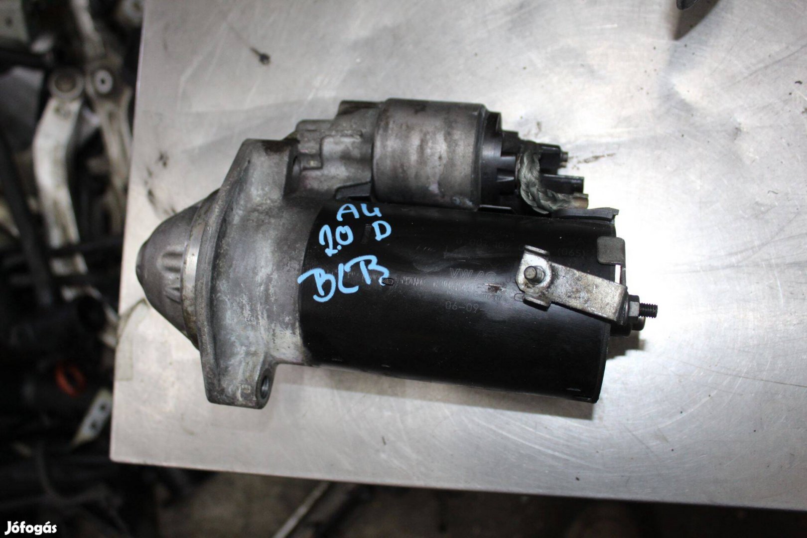 Audi A4 B7 2.0D önindító 0001109064