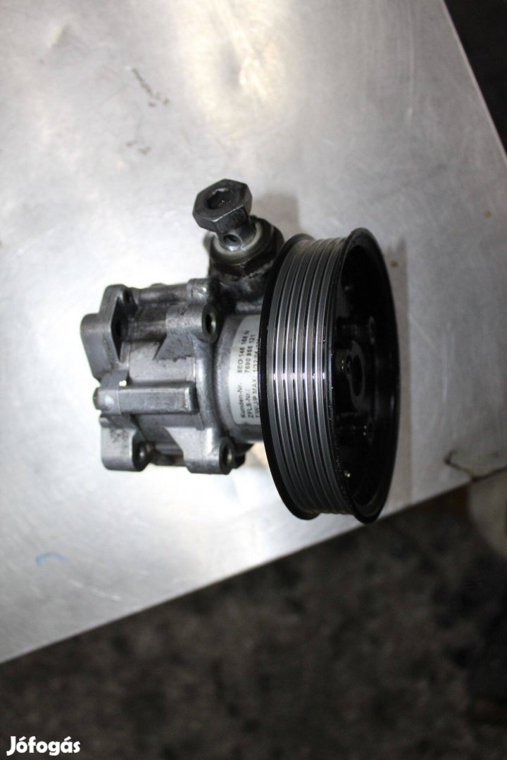 Audi A4 B7 2.0D szervószivattyú 8E0145155N