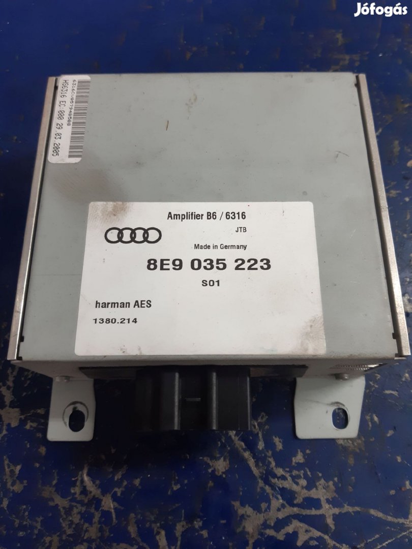 Audi A4 B7 Audio Erősítő