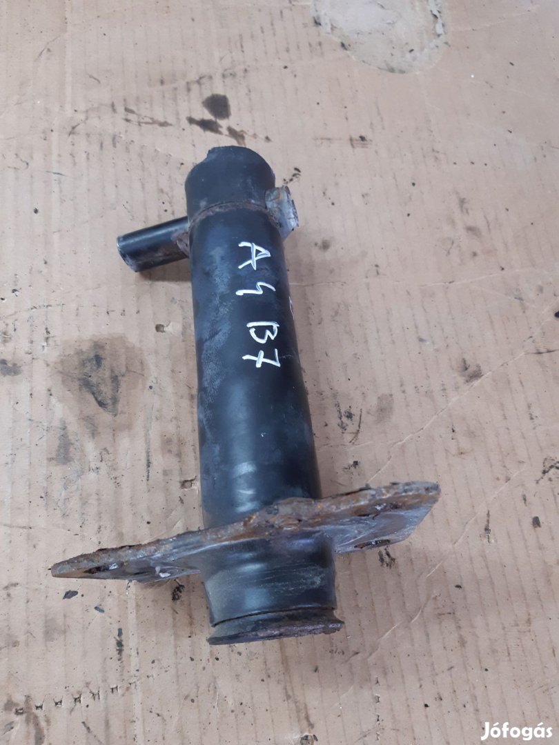 Audi A4 B7 Bal Első Lökhárító Tartó