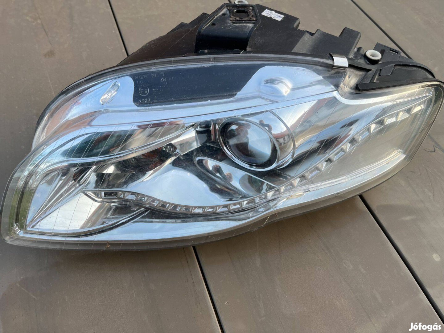 Audi A4 B7 Bal Led+Projektoros Fényszóró Eladó