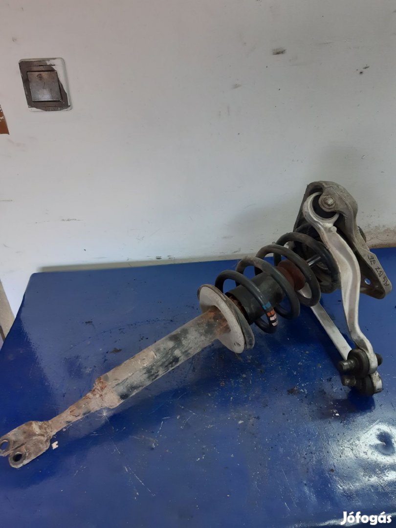 Audi A4 B7 Jobb Első Lengéscsillapító + Rugó