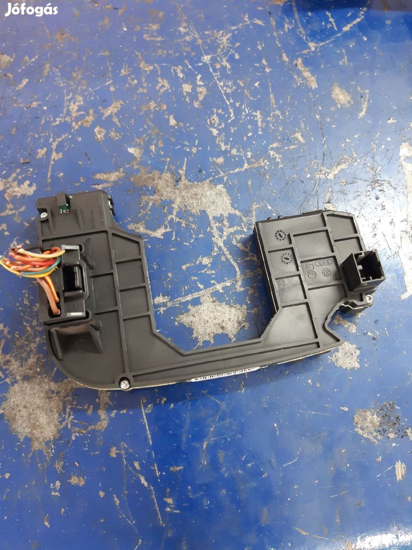 Audi A4 B7 Kormány Modul