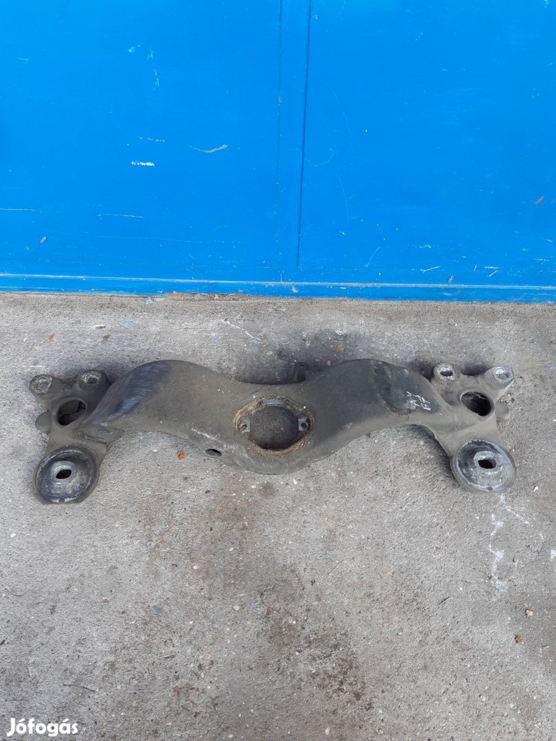 Audi A4 B7 Váltótartó Bak