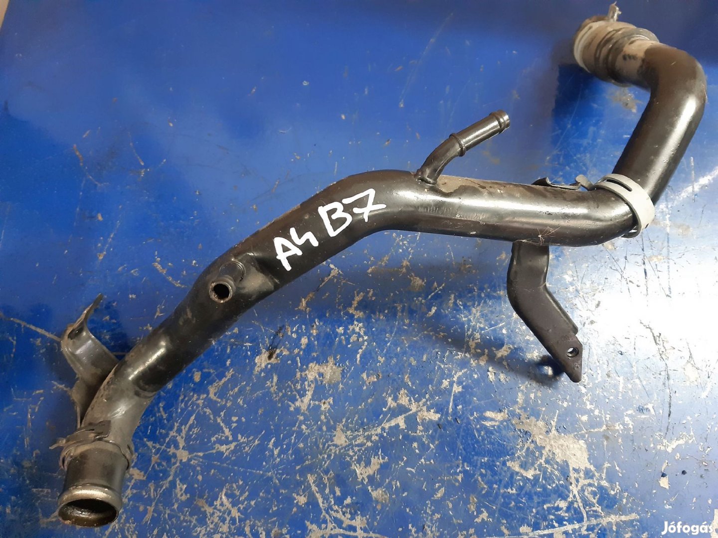 Audi A4 B7 Vízcső Fém