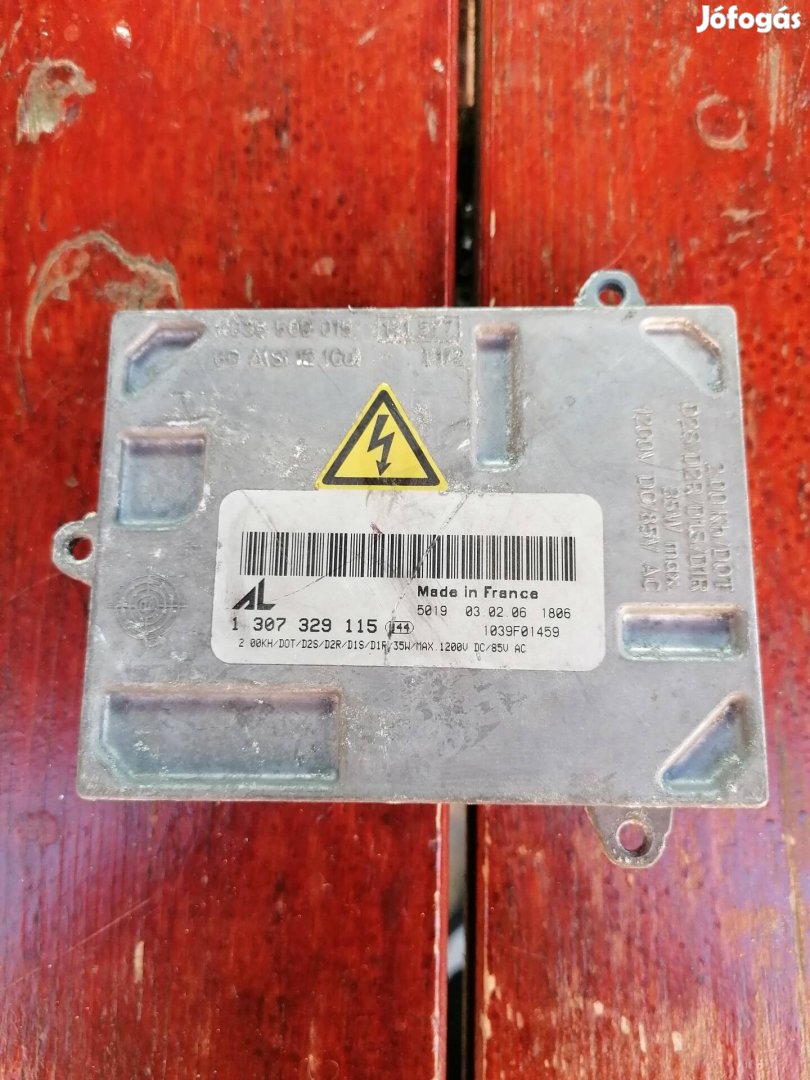 Audi A4 B7 Xenon trafó. 