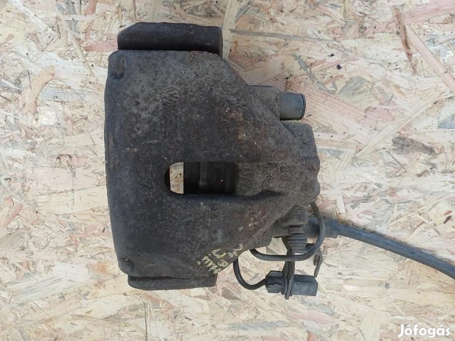 Audi A4 B7  (2004-2008) 2.0Tdi Diesel Jobb Első Féknyereg