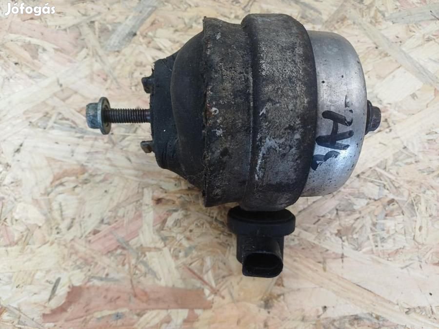 Audi A4 B7  (2004-2008) 2.0Tdi Diesel Motortartó Bak